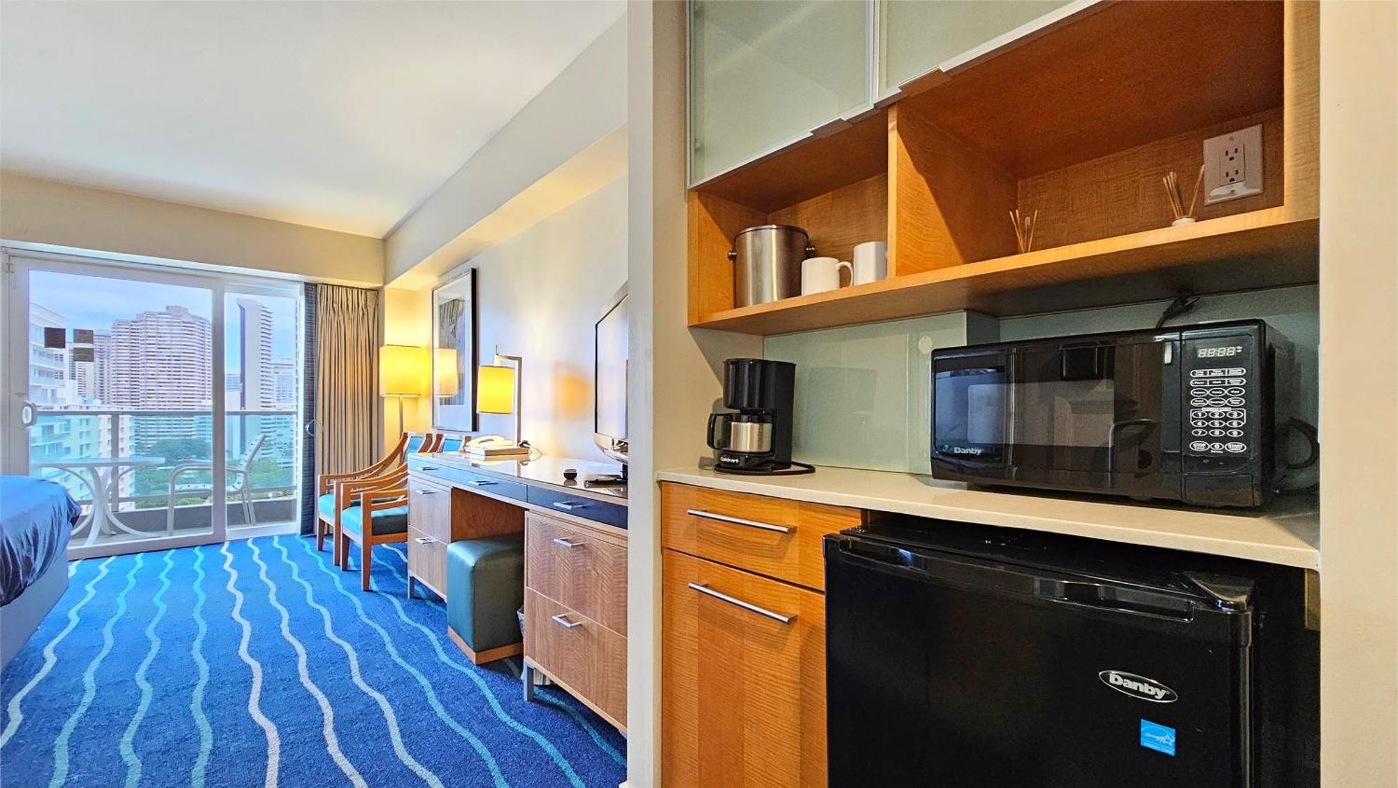 Ala Moana Hotel _ Ocean View With Balcony Гонолулу Экстерьер фото